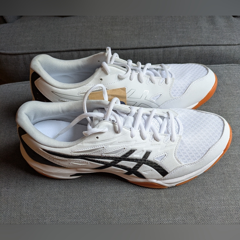 NWT ASICS Gel Rocket 11